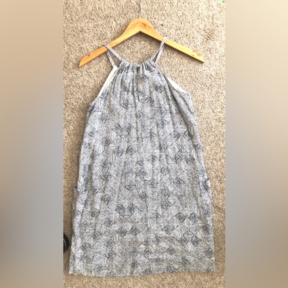 Cute Shift Dress - Picture 2 of 7